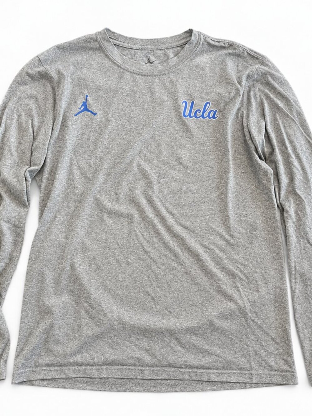 Nike Jordan UCLA Bruins Gray Long Sleeve Shirt Men’s Medium